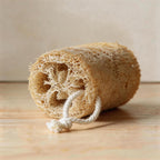 natural-loofah-sponge-side-view-fiber-texture
